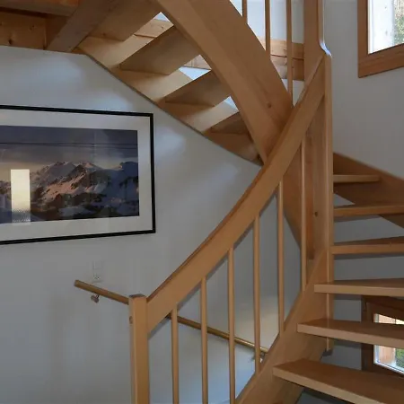 Calvert, Chalet * Цвайзиммен
